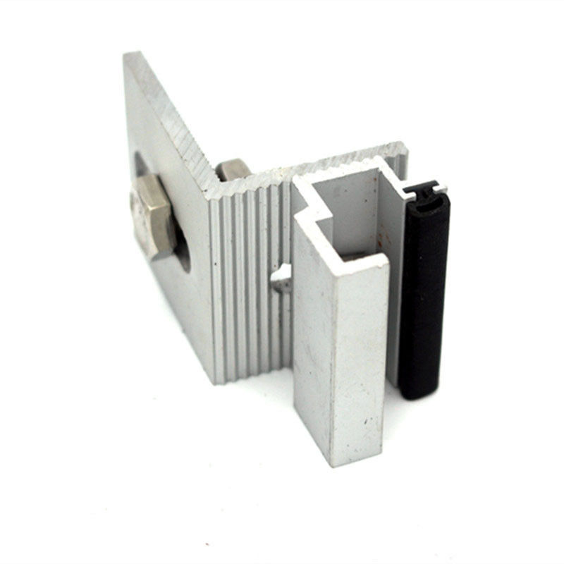 Paramètres d'extrusion d'aluminium industriel OEM pour le support d'angle de montage mural ou plafond