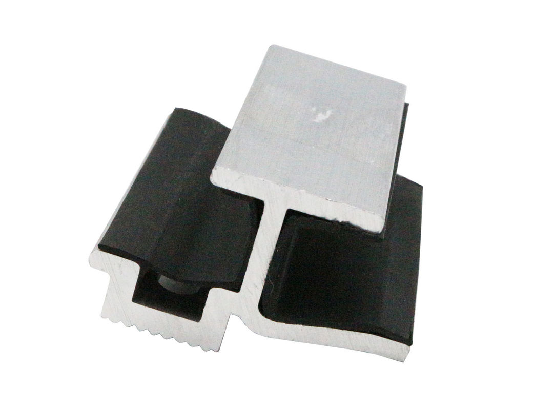 Parement de rideau accessoires suspendus en aluminium Installation facile avec un faible impact environnemental