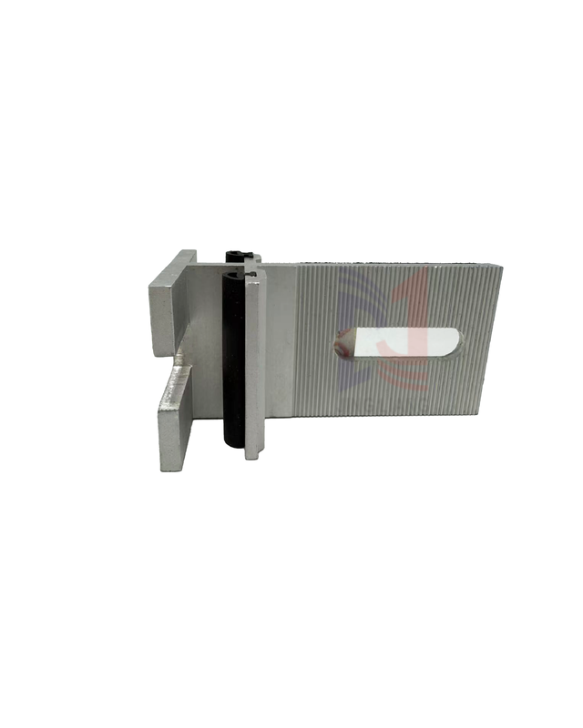 Installation facile et clip anticorrosion pour le système de support de façade