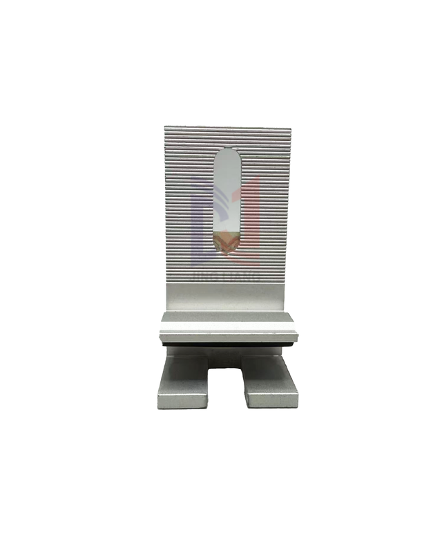 Installation facile et clip anticorrosion pour le système de support de façade