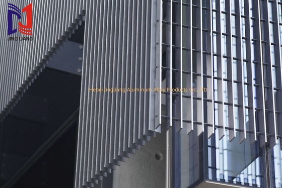 Produits de grille en alliage d'aluminium pour revêtements muraux